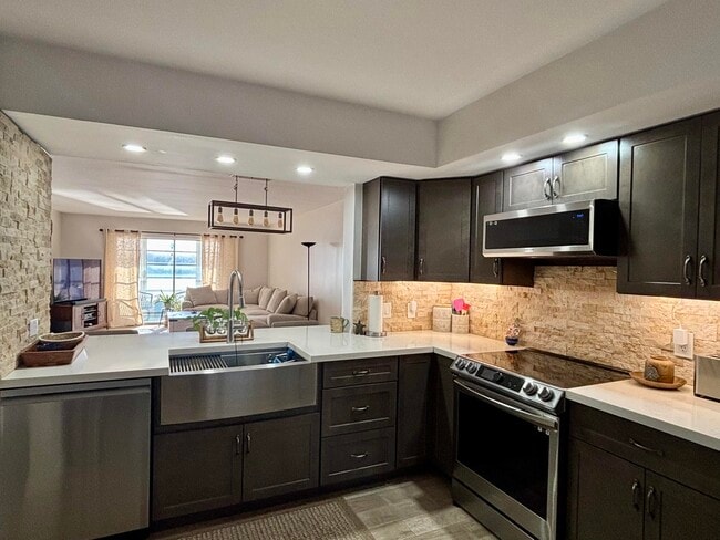 Building Photo - 1501 SW 134th Way