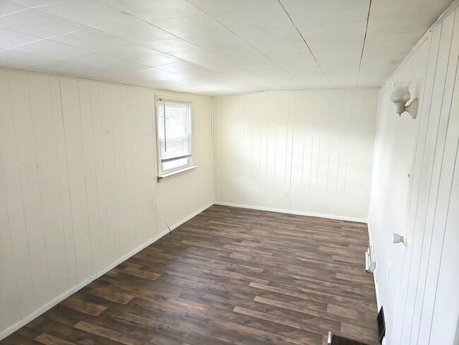 Building Photo - Spacious 3-bedroom single-family home in Chambersburg Borough