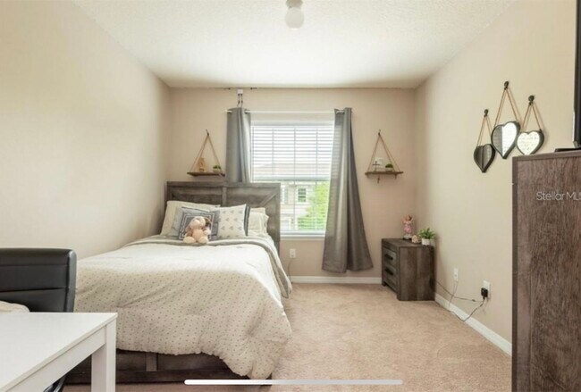 Building Photo - 10425 Yellow Spice Ct