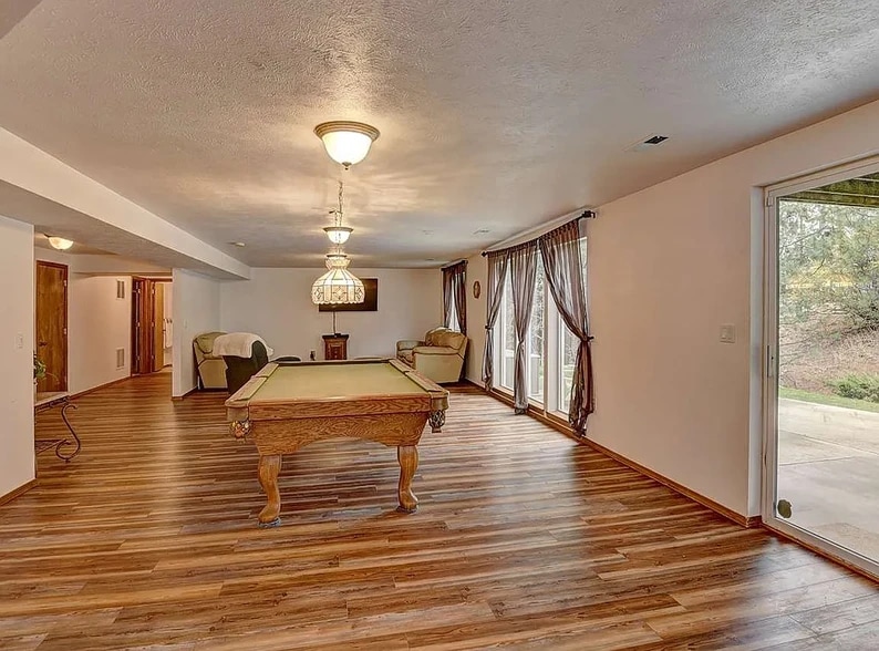 Building Photo - 5711 N Hermosa Ct