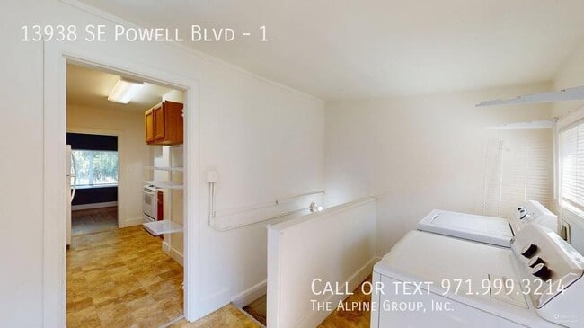 Building Photo - 13938 SE Powell Blvd