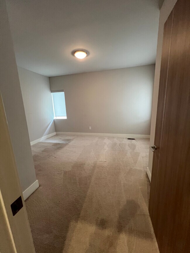 Building Photo - 13110 SE 219th Pl