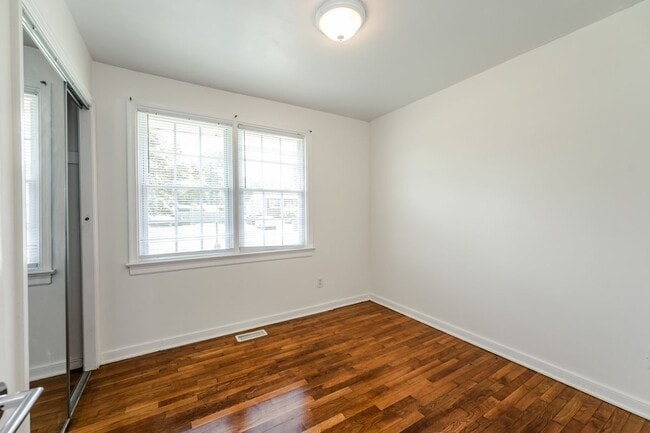 Building Photo - 9507 Stockbridge Dr