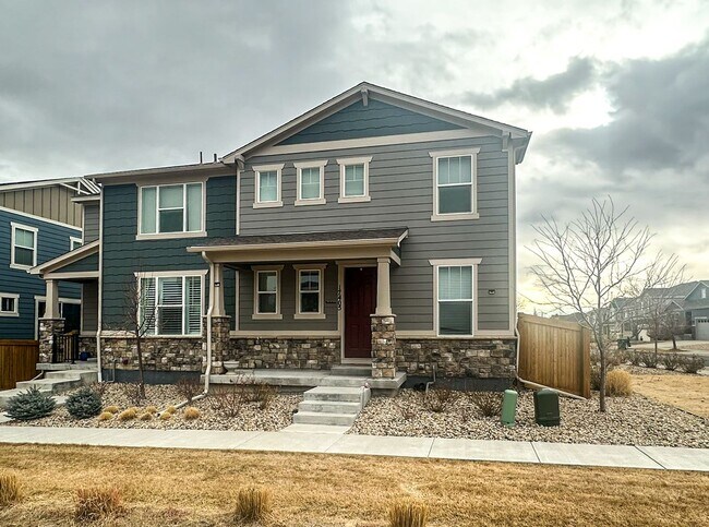 Building Photo - CORNER PAIRED HOME ACROSS THE PARK!