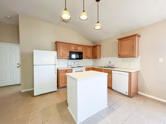 Building Photo - 1632 Jesse Guerrero Cir