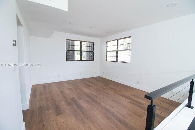 Building Photo - 1255 Jackson St