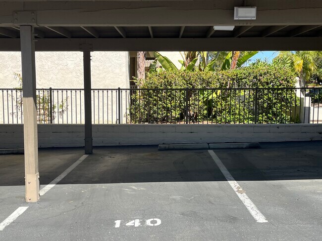 Building Photo - 8604 Via Mallorca