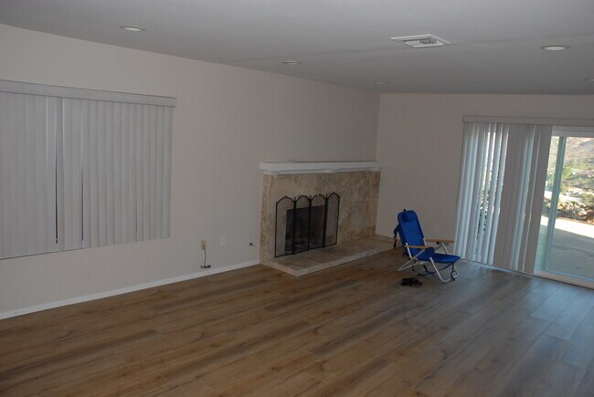 Building Photo - 7273 Alliance Ct