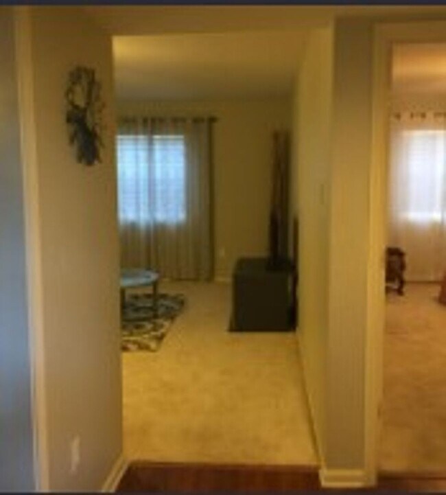 Building Photo - 2500 Houma Blvd