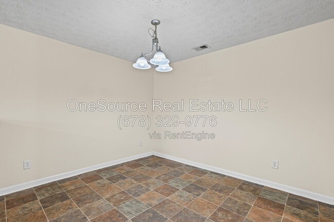 Building Photo - 3202 Fairington Club Dr