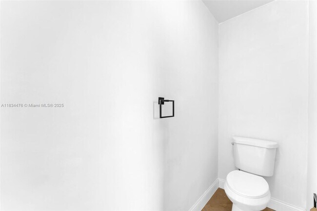 Building Photo - 7920 NW 171st St