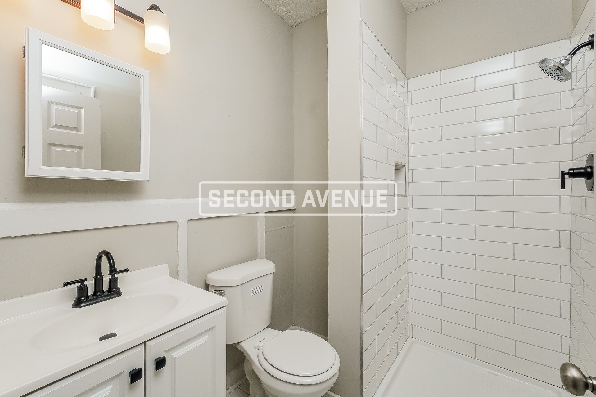 Building Photo - 459 S 41st St