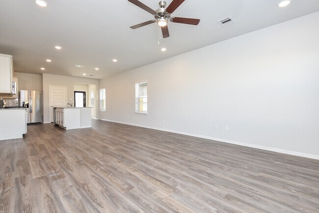Building Photo - 5723 Fresh View Ct