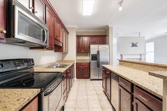 Building Photo - 721 Litty Ct