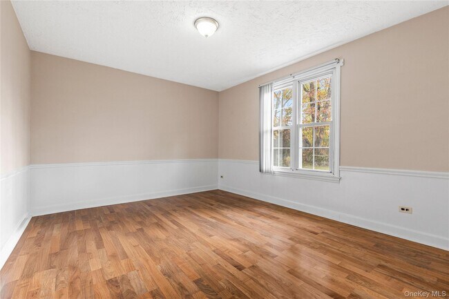 Building Photo - 29 Avondale Rd