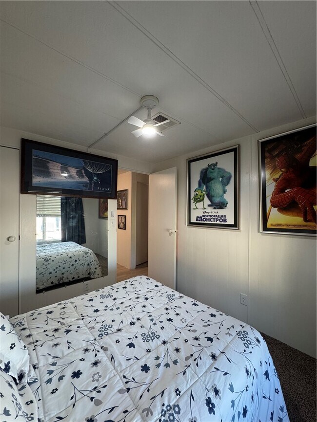 Building Photo - 7866 Meadowlark St