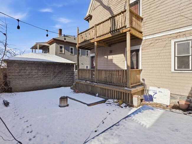 Building Photo - 28 Sunset Rd