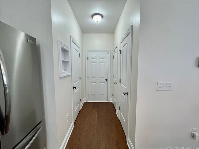 Building Photo - 126 Watchmen Ln