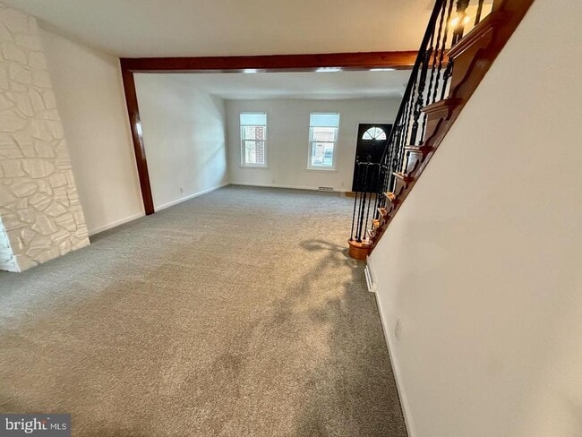 Building Photo - 601 Hawley St