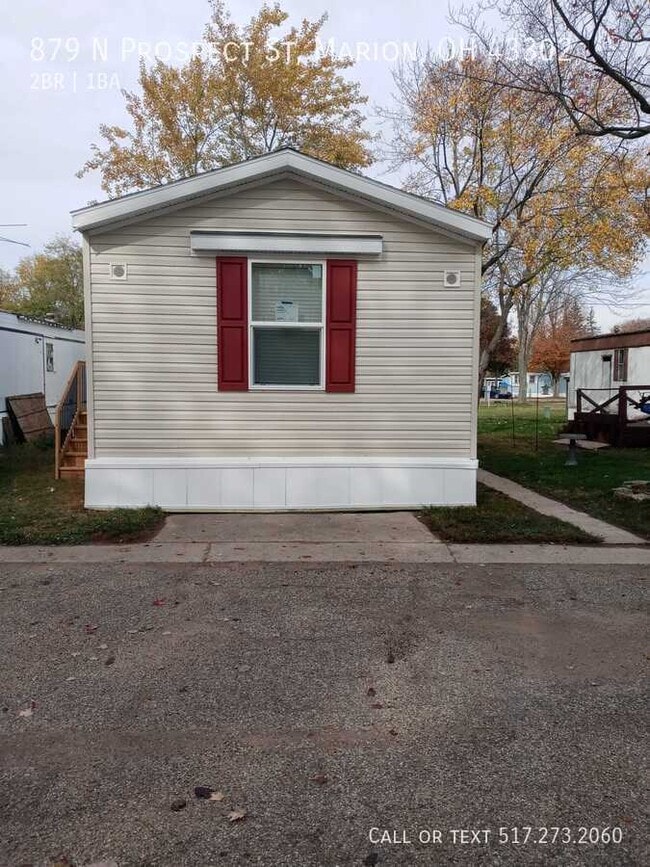 Building Photo - 879 N Prospect St