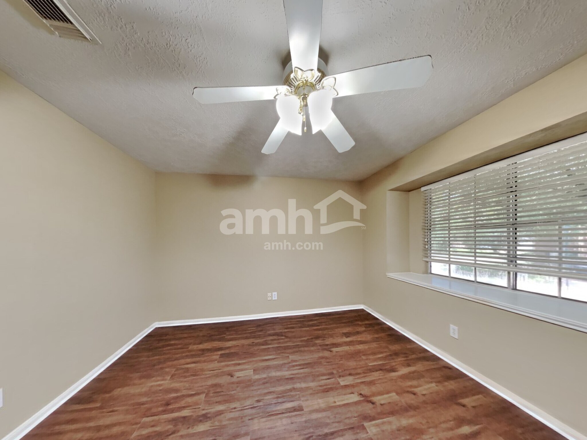 Building Photo - 31106 Perlican Dr