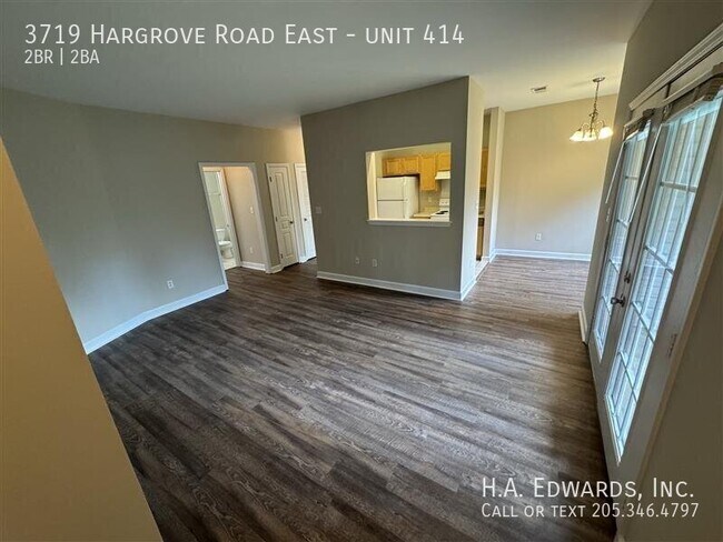 Building Photo - 3719 Hargrove E Rd