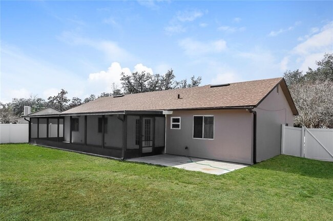 Building Photo - 1815 Prairie Lake Blvd