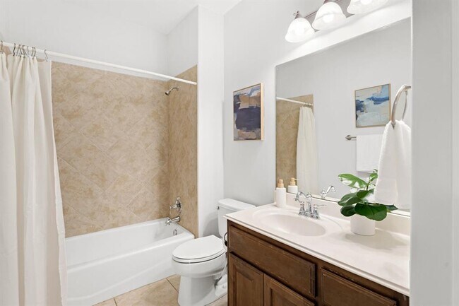 Building Photo - 13500 Coleto Creek Trail