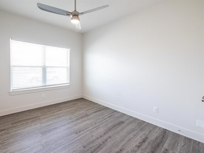 Building Photo - 3752 Kala Dr