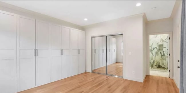 Building Photo - Spacious 4 Bed, 4 Bath Executive Home on Peaceful Cul-de-Sac!
