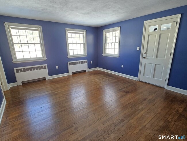 Building Photo - 134 Camp St