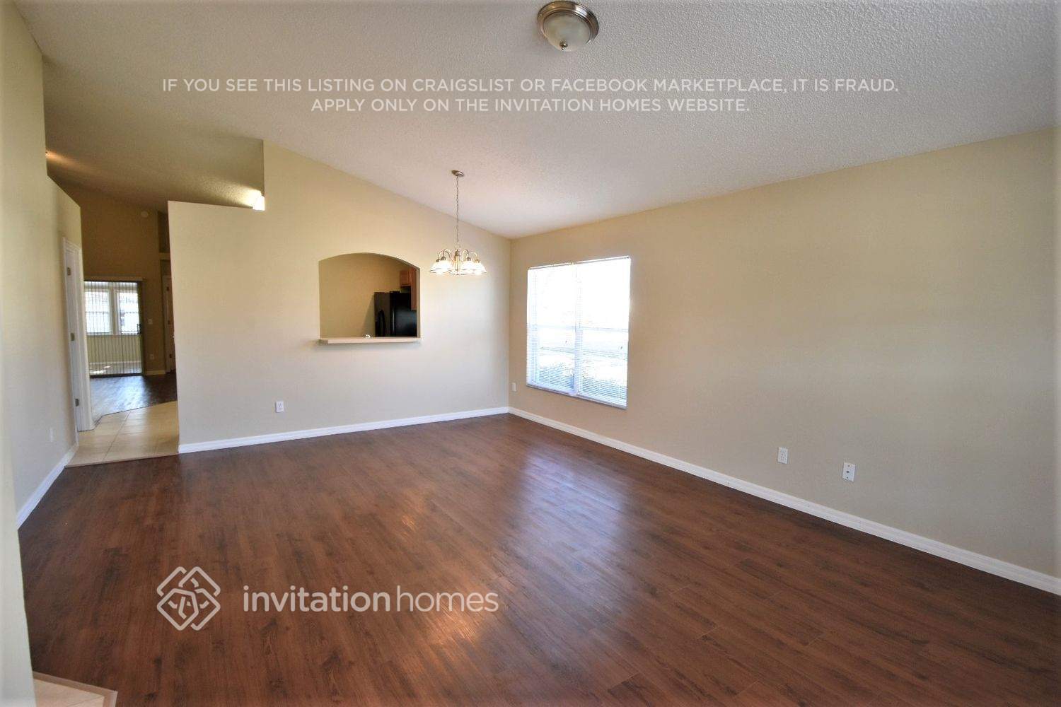 Building Photo - 10500 Petaloma Dr