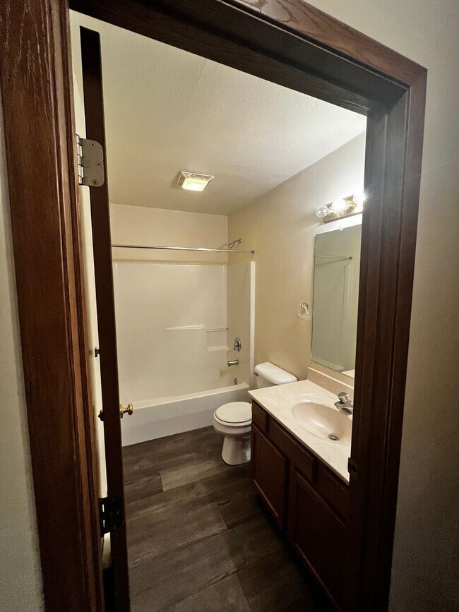 Building Photo - 94 N Grogan St