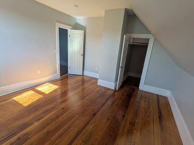Building Photo - 135 Readville St