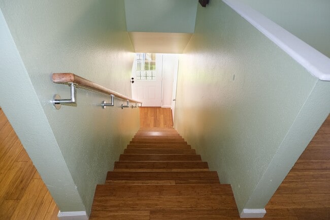 Building Photo - 91-1020C Hoomaka St