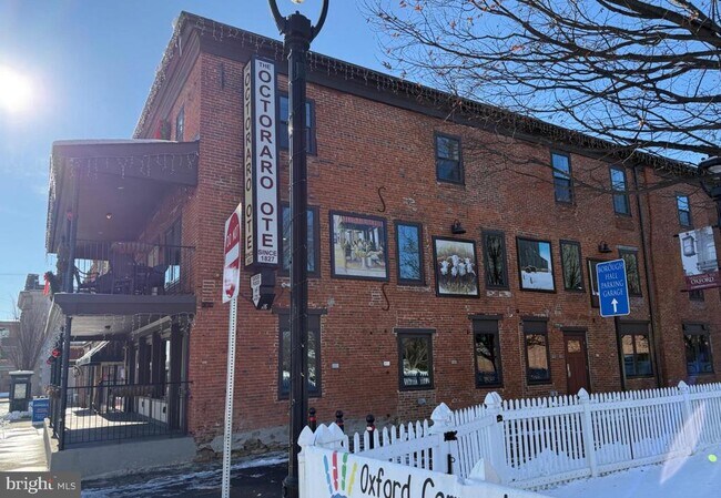 Building Photo - 2 S 3rd St