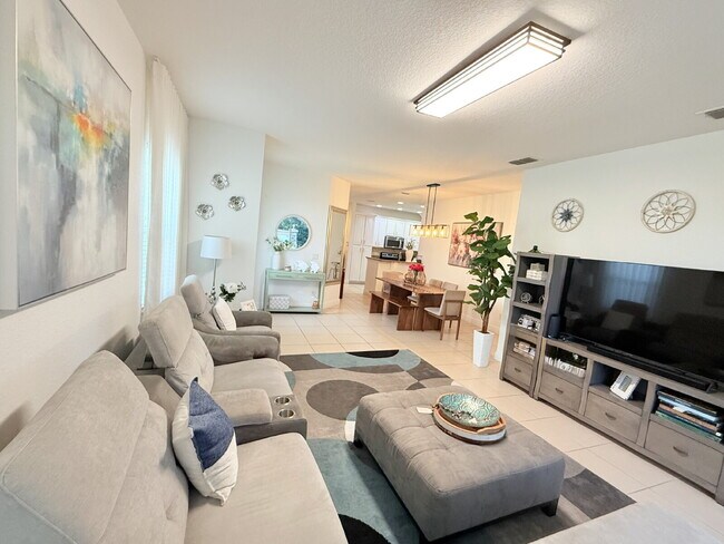 Building Photo - Beautiful 3-Bedroom Home in Lake Nona – $2...