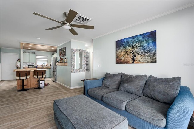 Building Photo - 2115 9th Ave W