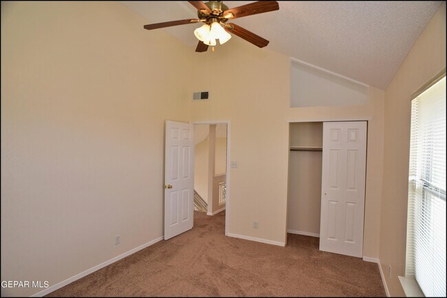 Building Photo - 4613 Robert Holt Dr