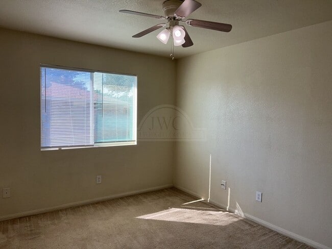 Building Photo - 3000 Tangent Ct