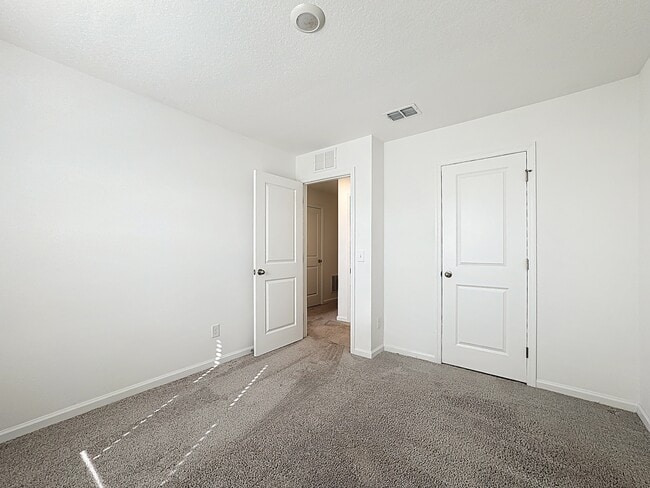 Building Photo - 5941 Piney Shrub Pl