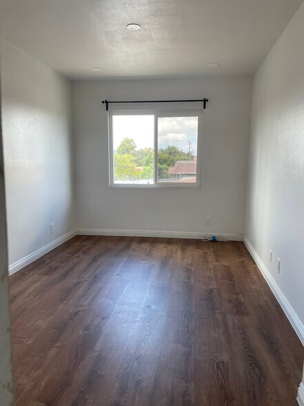 Building Photo - 12342 Flagstone Pl