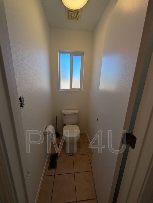 Building Photo - 7105 Casa Elena Dr NE