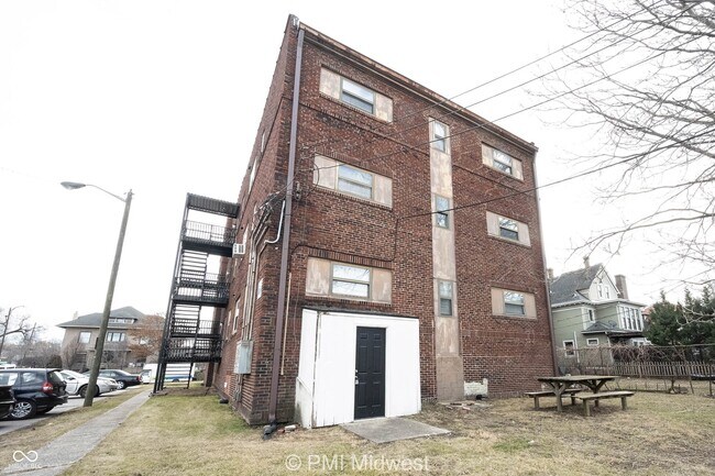 Building Photo - 2060 N Delaware St
