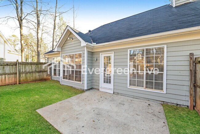 Building Photo - 3431 Hollow Oak Dr