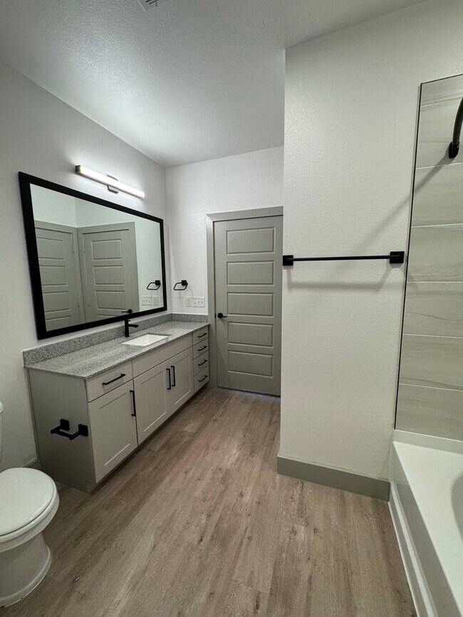 Building Photo - 5400 Haltom Rd