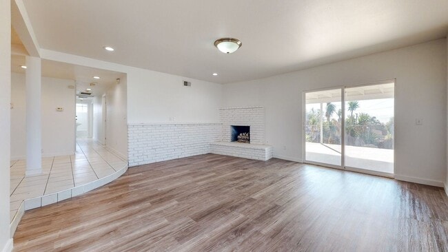 Building Photo - AVAILABLE NOW! RANCHO CUCAMONGA UPDATED Family Home 4+2