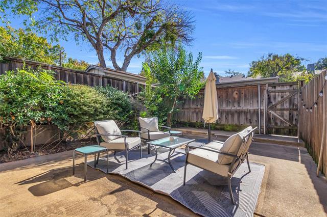 Building Photo - 7616 Riverbrook Dr