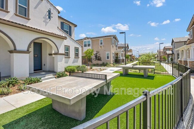 Building Photo - 40383 Birchfield Dr
