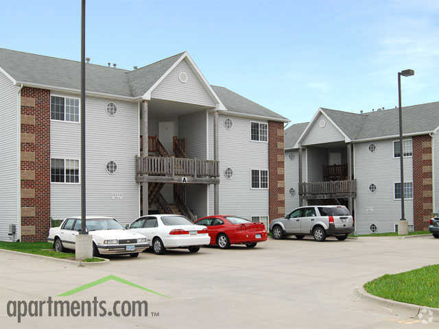 Building Photo - Saylorville Lakeside